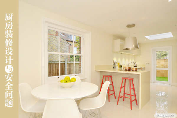 �N���b���OӋ �N����ȫע���c