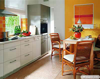 �N�����g���Ϲ��� С���ʹ�N��