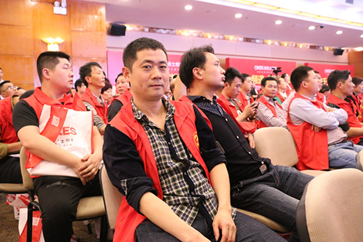 �������缉�e������Ʒ�� �Ŀ�ʿ�վoȭ�^Ŭ����