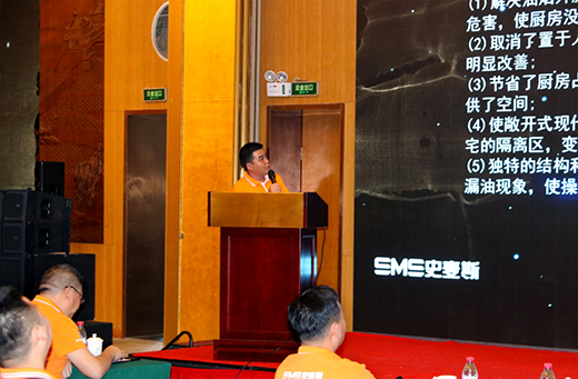 ʷ��˹S18���Ľ�(j��ng)�N�̑�(zh��n)�Է������������֮��