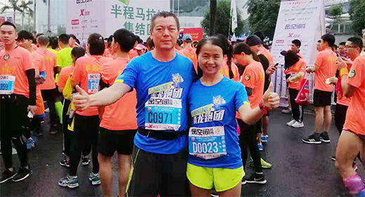 ������ˮ�����ό��R���� ���Gɫ�h(hu��n)���M�е���