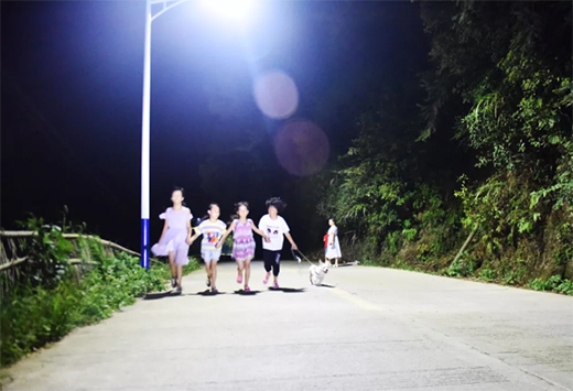 ̫���·���c(di��n)�����Ӵ塰ҹ���