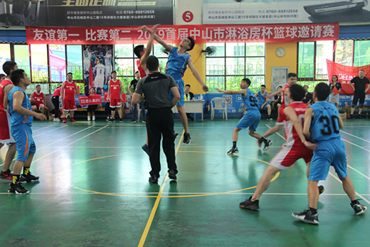 �׌���ɽ�С���ԡ�������@����Ոِ�e��