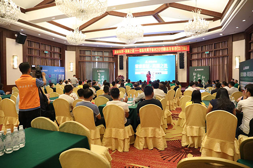 ���R��ģ�׌������ĳɞ���ĸ߶�֮�x