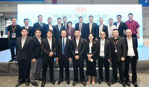 �ИI(y��)���¼����Ї��ׂ�����ԡ�����F(tu��n)�w��(bi��o)��(zh��n)�l(f��)��