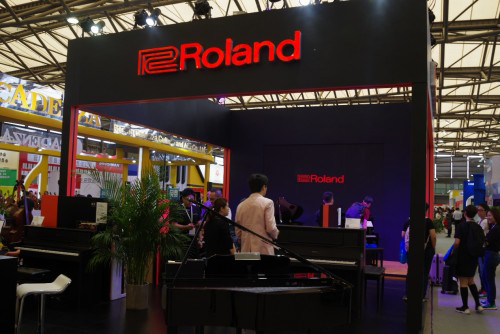 2019���Ї�(�Ϻ�)���H����չ�A�M��Ļ|Roland �_�mչ�_(t��i)���ܲ�Ŀ