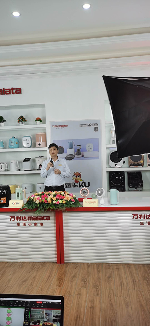 �f���_����С���ֱ��������Ʒ�@ٝ��Ʒ���ƏV����