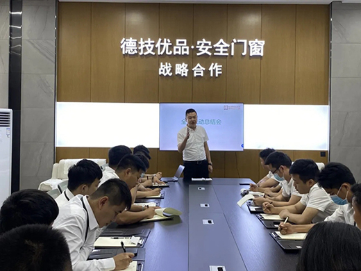 �¼���(y��u)Ʒ�T��|������Ī�󡱻�������xĻ!