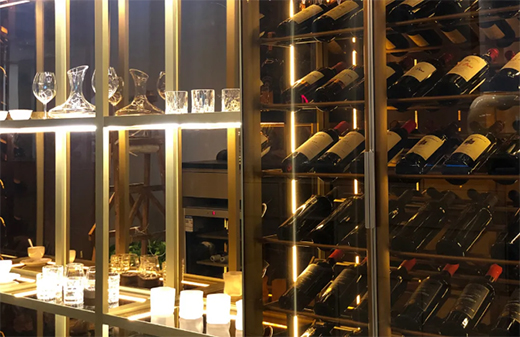 ǡ����̎�ľ��¾ƹ���������ȫ�X�ҾӞ����ʬF(xi��n)