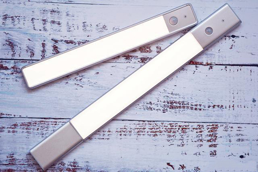 �Ҿ�����؂����֮�����׹�LED���ܸБ������Ҹ��НM�M