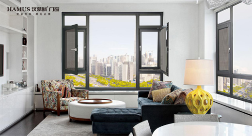 �p��(ji��)ͬ�c �hĽ˹�T���o��һ��(g��)���ϼҵ�����