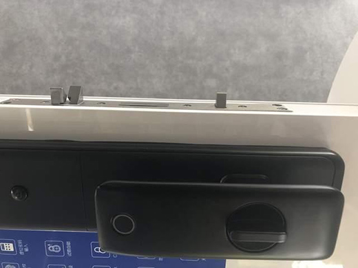 ���ȏ�(qi��ng)�ȰY�������Ǽ�P18�����T�i���ǻ۴��찲ȫ