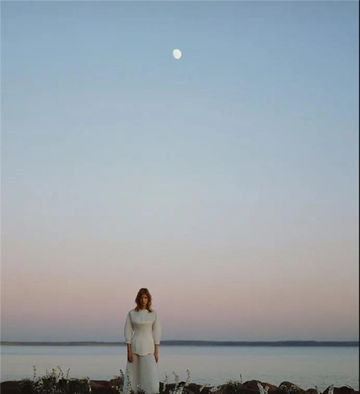 ���S�T�I(y��)ح����ɫϵ �|(zh��)�мҾӵ����x��ɫ