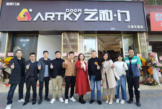 ����ף�R���T�Y��ˇ�͌��u��ʢ���_�I(y��)!