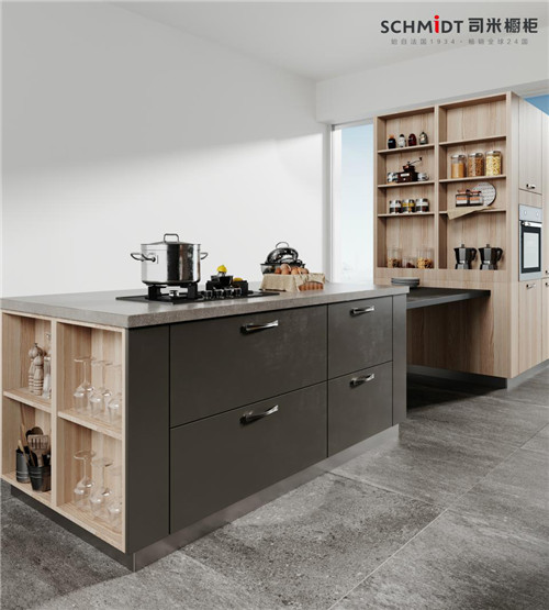 ����˾�י���Ī��˹�جF(xi��n)��(j��ng)�������