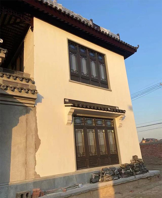 仿古鋁合金門窗不僅有古文化韻味，還凸顯使用價值