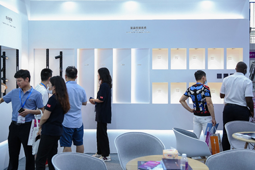 ӯȤ���ܹܼҔy���Ǯa(ch��n)Ʒ�@�G�����������H����չ