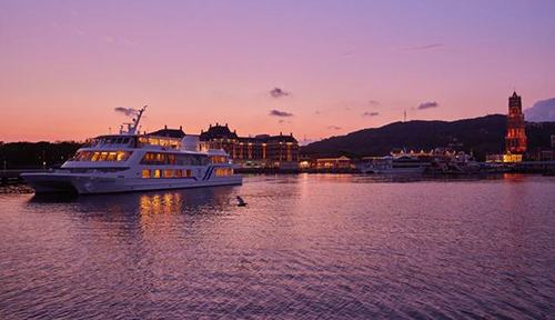 ��˹�Ǳ�����֮����(gu��)�����ռ������ß����c���ӭ������