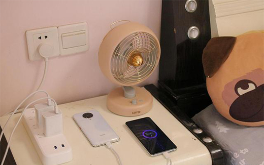 ��ȫ�ֺ�����aigo ��λ���L(zh��ng)������(18W����)�w�(y��n)