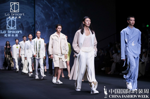 �B(y��ng)�o�r�Ѵ��p������ϴ�C����2022�����Ї����H�r�b��