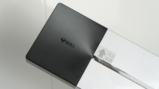 �������Ʒ����(chu��ng)���O(sh��)Ӌ(j��)�Ĺ�ţ�Ƅ�(d��ng)���ڲ���ϵ�y(t��ng)