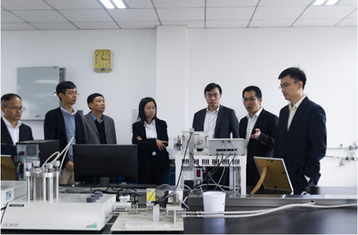 �������B(t��i)����Ȧ�����L�ǝ������c˹�P�ں�ӆ��(zh��n)�Ժ����f(xi��)�h