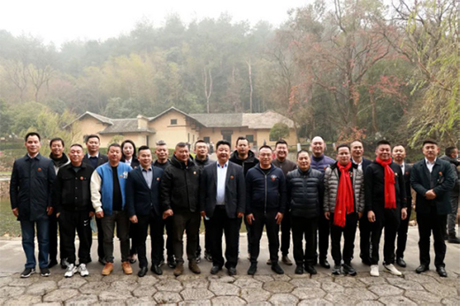 �������� �^�l(f��)�D��(qi��ng) �f��Ʒ�����M(j��n)���˹��� �؜ؼtɫ�Ļ�