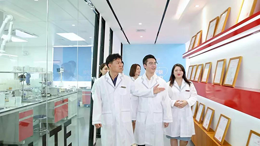 ���ף���ע�ڡ����׵��ߡ�������Ч�o�w�I����L�����x��