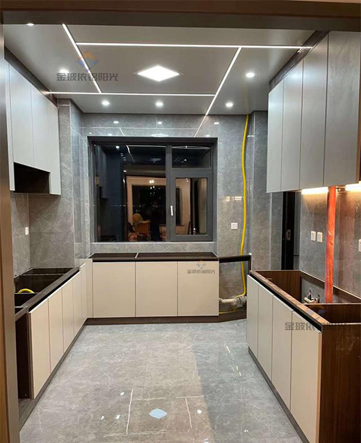 ӭ����ǰ��ȫ�X�Ҿ����~����|(zh��)���l(f��)չ�����A��