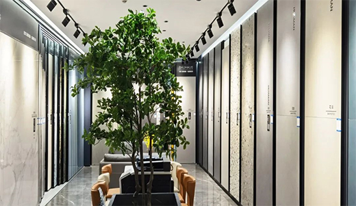 ���`�|(zh��)�Ўr�塤ͩ�l(xi��ng)�꣺�M�M�ҾӸ������������롰�ҡ���ģ��