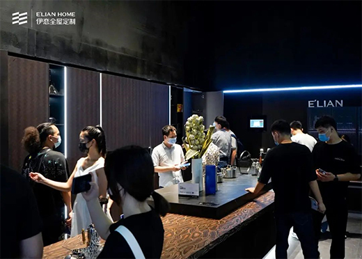 �Wҫ��ǣ�����ȫ�ݶ�������չ�F(xi��n)����ɫ���L��