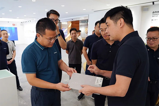 �ǻۈ�(ch��ng)�� ��(qi��ng)��(qi��ng)(li��n)�� | �����Ǽ��c���ѵذ��_(d��)�ɑ�(zh��n)�Ժ���