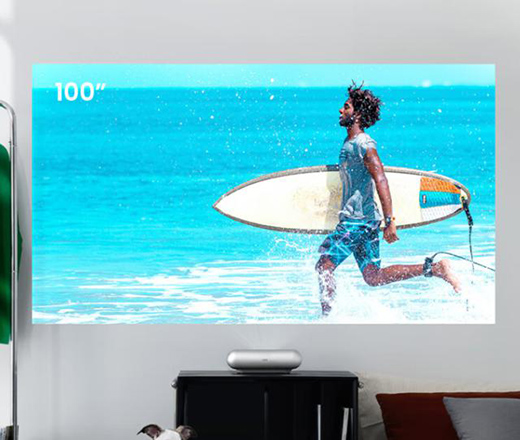 超短焦 VS 吸頂燈 2022 年的投影創(chuàng)新走上了新路