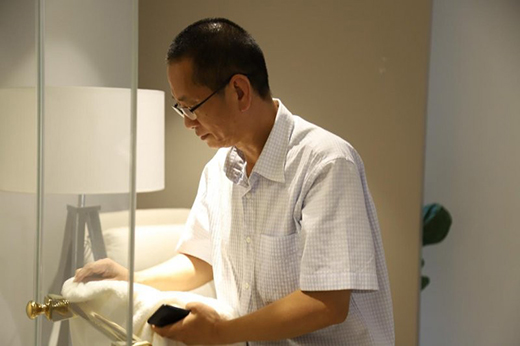 �����Ʒ���Ե¶�������С�|�ĳ����c�����Ľ��ľ���