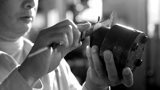 �����Ʒ���Ե¶�������С�|�ĳ����c�����Ľ��ľ���