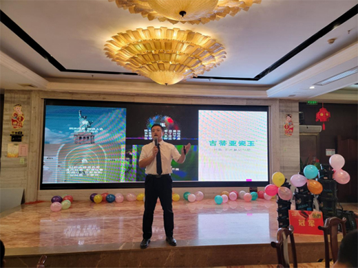 ����ף�R�����ف�Ʒ���ƏV�߹�ˇ�����ِ(����վ)�A�M��Ļ