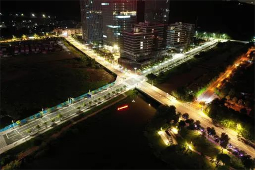 ����ǻ��������й�(ji��)�ܾ��ͿƼ��x�ܳ��й�(ji��)�ܰl(f��)չ