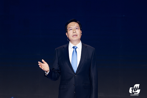 蒙牛集團(tuán)李鵬程：天生要強(qiáng)世界牛——站在世界舞臺中央為國爭光